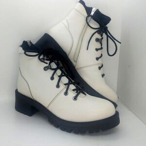 Enjoiya Womens NEW Designer White w/Black Combat Boots w/Zipper - sz. 10